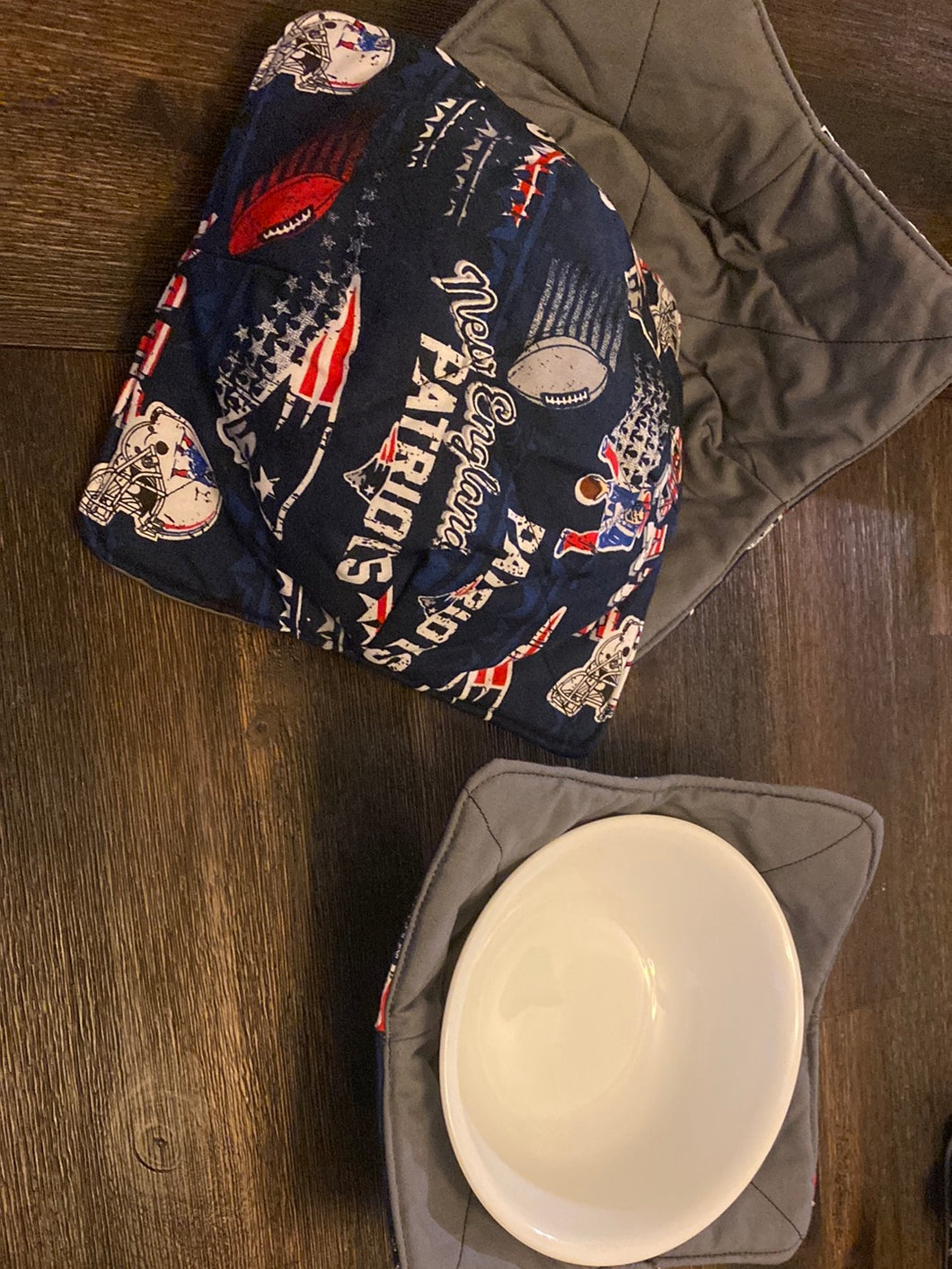 Patriots Medium (18oz) Bowl Cozy